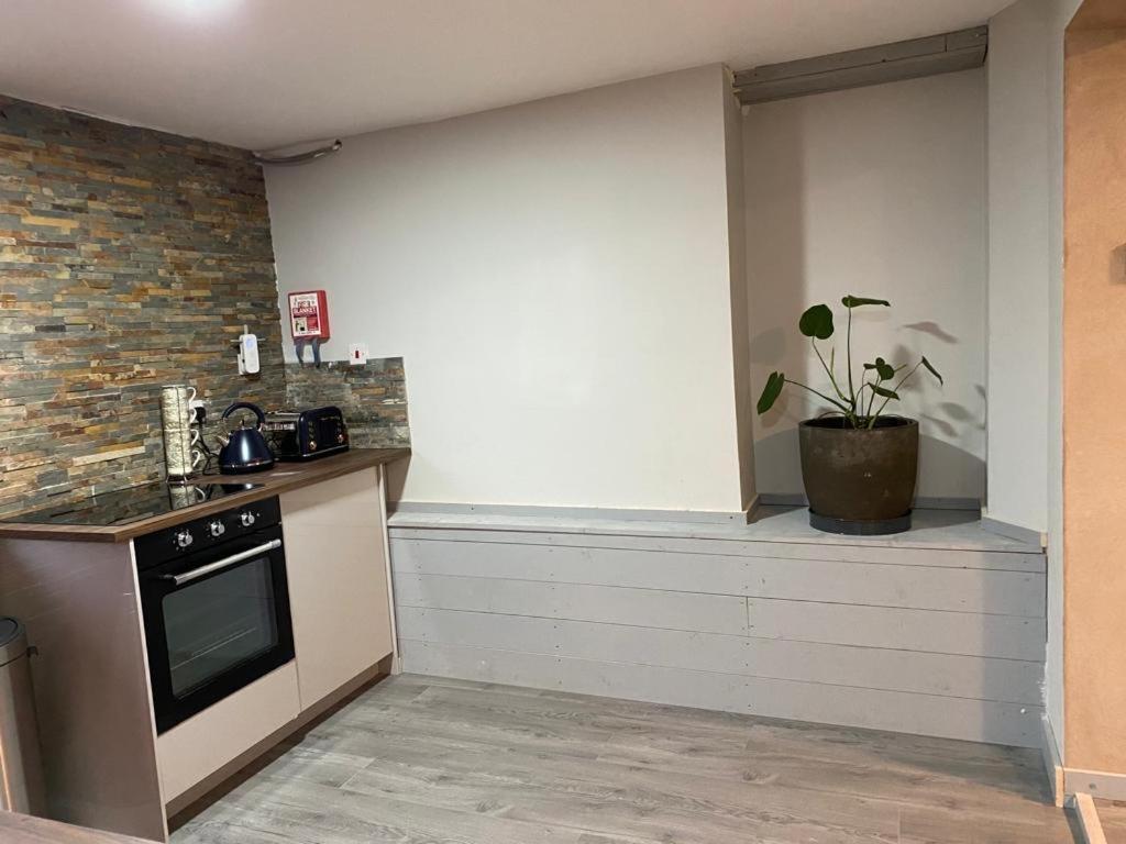Treetops Flat4 Hall Green B28 Μπέρμιγχαμ Εξωτερικό φωτογραφία