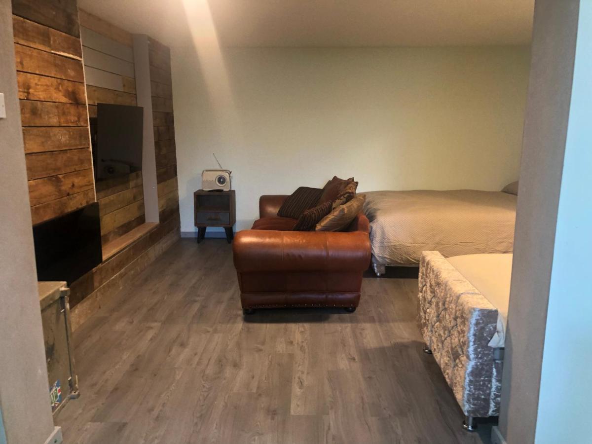Treetops Flat4 Hall Green B28 Μπέρμιγχαμ Εξωτερικό φωτογραφία